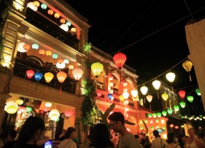 Festa del Plenilunio a Hoi An