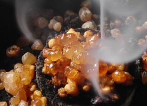8014-incenso_2s-622x431