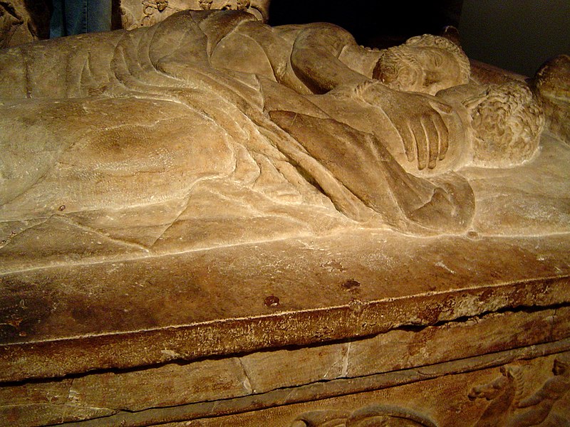 Il sacrcofago etriusco in terracotta e a grandezza naturale trafugato da Luciano Bonaparte